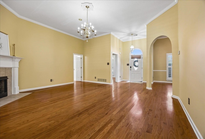 1386 STABLE RUN DR, Cordova, Tennessee 38016, 4 Bedroom Bedrooms, 9 Room Rooms,3.1 BathroomBathrooms,Residential,For Sale,STABLE RUN,0,10223819