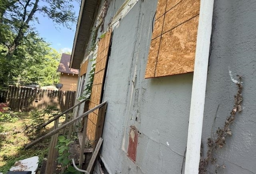817 PARKWAY AVE, Memphis, Tennessee 38106, 3 Bedroom Bedrooms, 6 Room Rooms,1 BathroomBathrooms,Residential,For Sale,PARKWAY,0,10223820