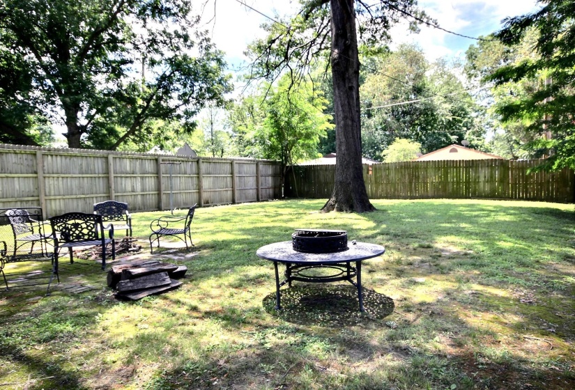 3579 CARNES ST, Memphis, Tennessee 38111, 2 Bedroom Bedrooms, 5 Room Rooms,1 BathroomBathrooms,Residential,For Sale,CARNES,0,10223827