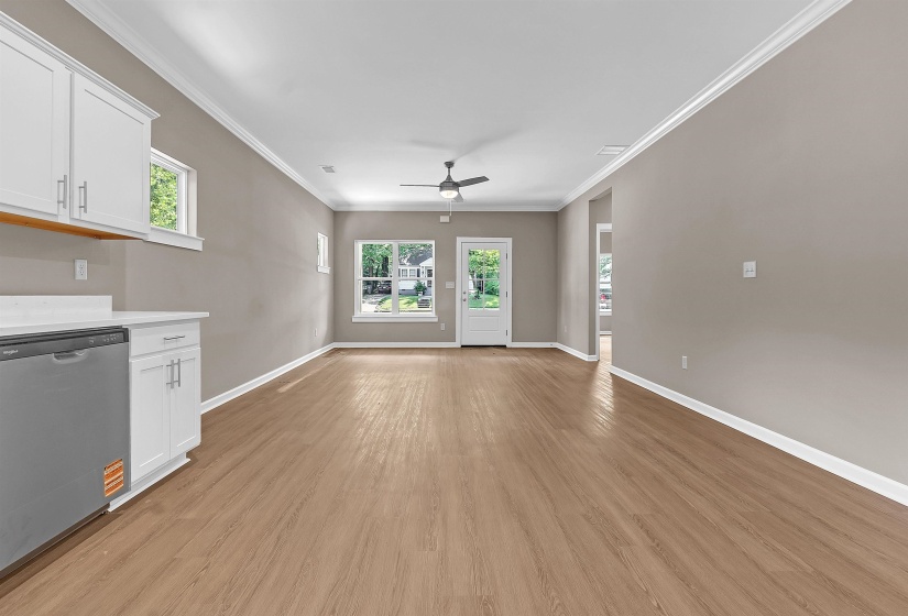 557 LUNDEE ST, Memphis, Tennessee 38111, 4 Bedroom Bedrooms, 5 Room Rooms,2 BathroomBathrooms,Residential,For Sale,LUNDEE,0,10223828
