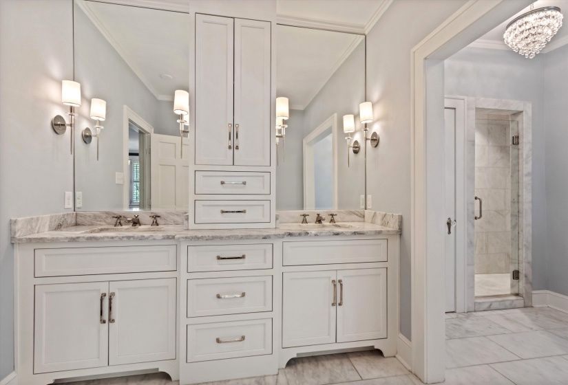1 BELLEAIR DR, Memphis, Tennessee 38104, 4 Bedroom Bedrooms, 12 Room Rooms,5.1 BathroomBathrooms,Residential,For Sale,BELLEAIR,0,10223831