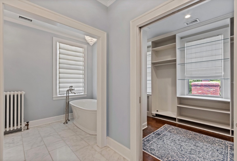 1 BELLEAIR DR, Memphis, Tennessee 38104, 4 Bedroom Bedrooms, 12 Room Rooms,5.1 BathroomBathrooms,Residential,For Sale,BELLEAIR,0,10223831