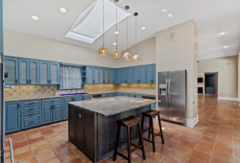 1 BELLEAIR DR, Memphis, Tennessee 38104, 4 Bedroom Bedrooms, 12 Room Rooms,5.1 BathroomBathrooms,Residential,For Sale,BELLEAIR,0,10223831