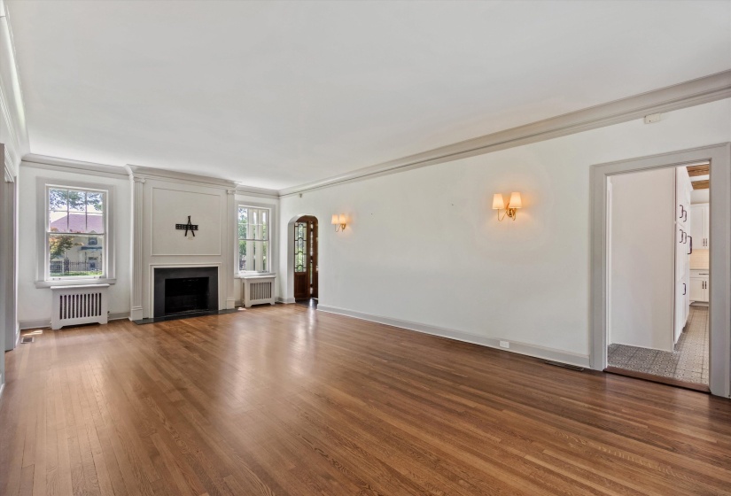 1 BELLEAIR DR, Memphis, Tennessee 38104, 4 Bedroom Bedrooms, 12 Room Rooms,5.1 BathroomBathrooms,Residential,For Sale,BELLEAIR,0,10223831