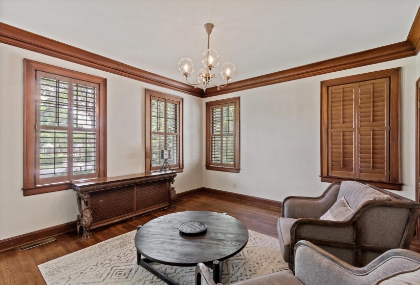 1 BELLEAIR DR, Memphis, Tennessee 38104, 4 Bedroom Bedrooms, 12 Room Rooms,5.1 BathroomBathrooms,Residential,For Sale,BELLEAIR,0,10223831
