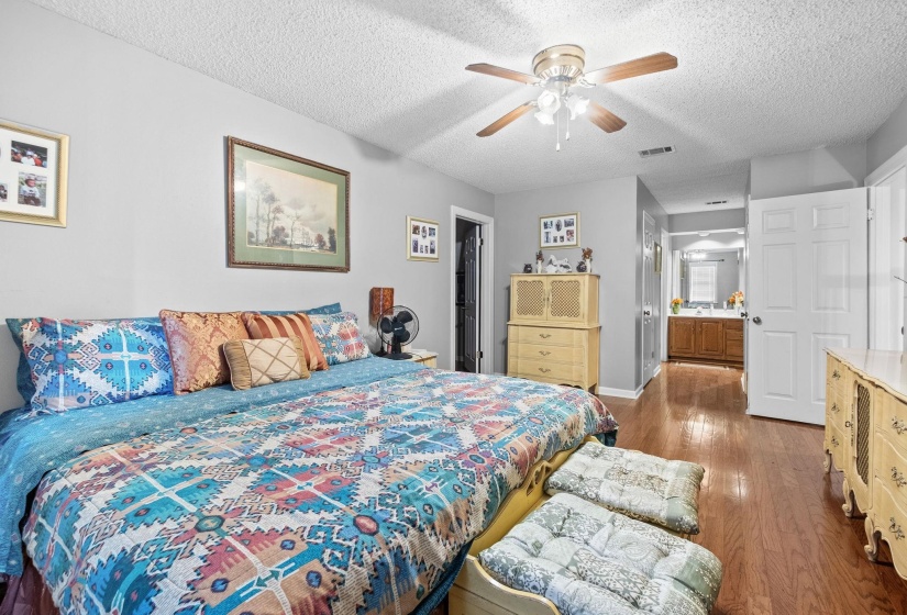 3076 DEE ANN DR, Memphis, Tennessee 38119, 4 Bedroom Bedrooms, 10 Room Rooms,3.1 BathroomBathrooms,Residential,For Sale,DEE ANN,0,10223832