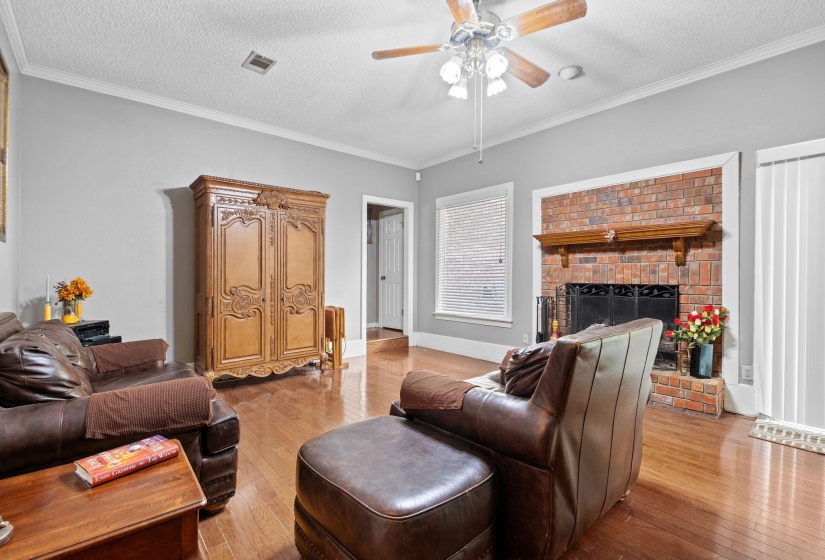 3076 DEE ANN DR, Memphis, Tennessee 38119, 4 Bedroom Bedrooms, 10 Room Rooms,3.1 BathroomBathrooms,Residential,For Sale,DEE ANN,0,10223832