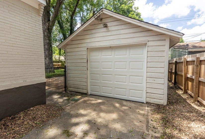 481 VAUGHN RD, Memphis, Tennessee 38122, 3 Bedroom Bedrooms, 7 Room Rooms,1.1 BathroomBathrooms,Residential,For Sale,VAUGHN,0,10223837