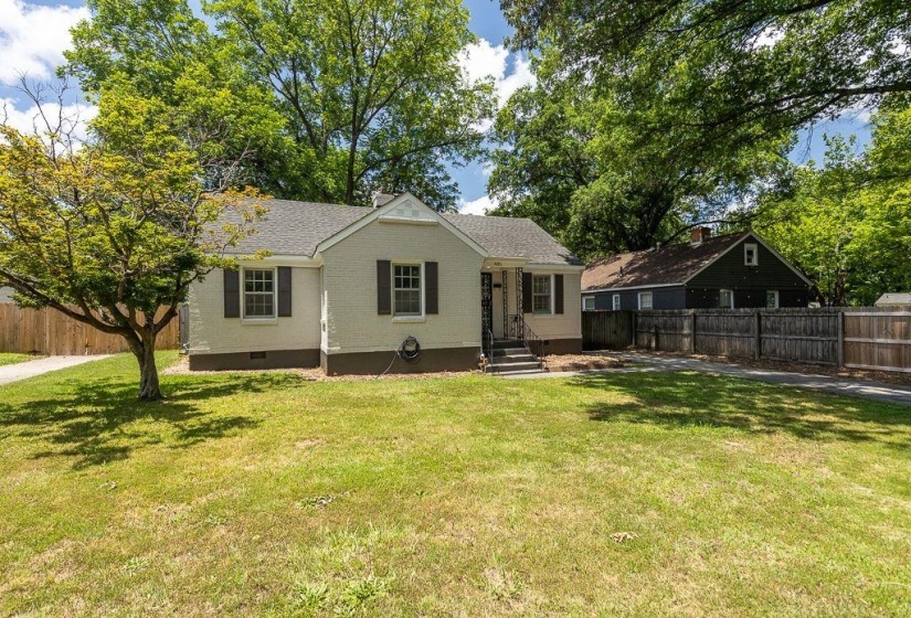 481 VAUGHN RD, Memphis, Tennessee 38122, 3 Bedroom Bedrooms, 7 Room Rooms,1.1 BathroomBathrooms,Residential,For Sale,VAUGHN,0,10223837