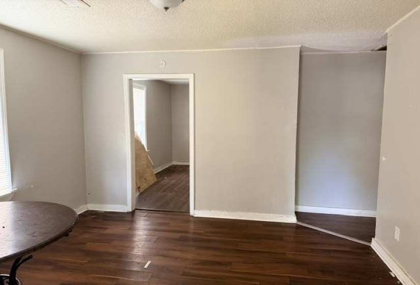 2156 ETHLYN AVE, Memphis, Tennessee 38114, 3 Bedrooms Bedrooms, 6 Rooms Rooms,2 BathroomsBathrooms,Residential,For Sale,ETHLYN,10223840