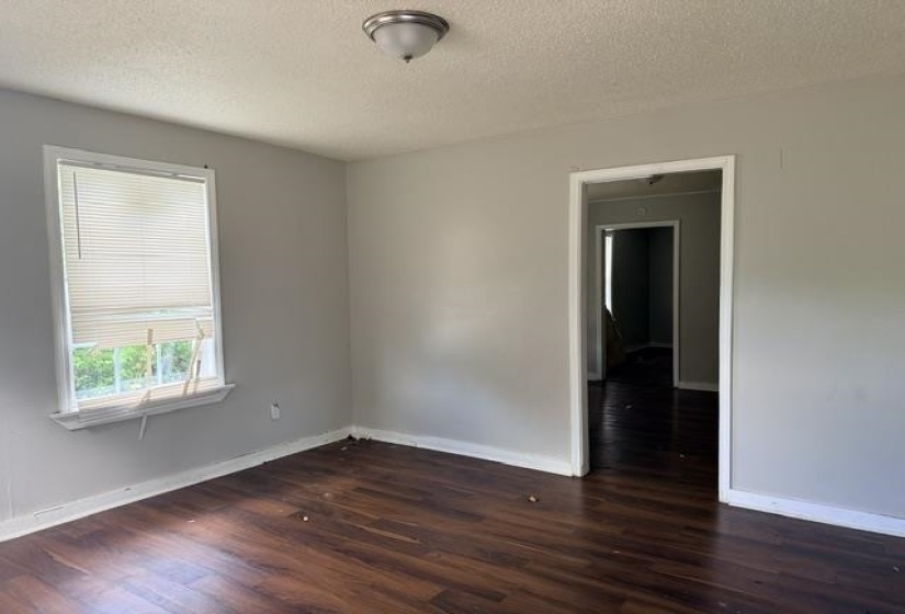 2156 ETHLYN AVE, Memphis, Tennessee 38114, 3 Bedrooms Bedrooms, 6 Rooms Rooms,2 BathroomsBathrooms,Residential,For Sale,ETHLYN,10223840