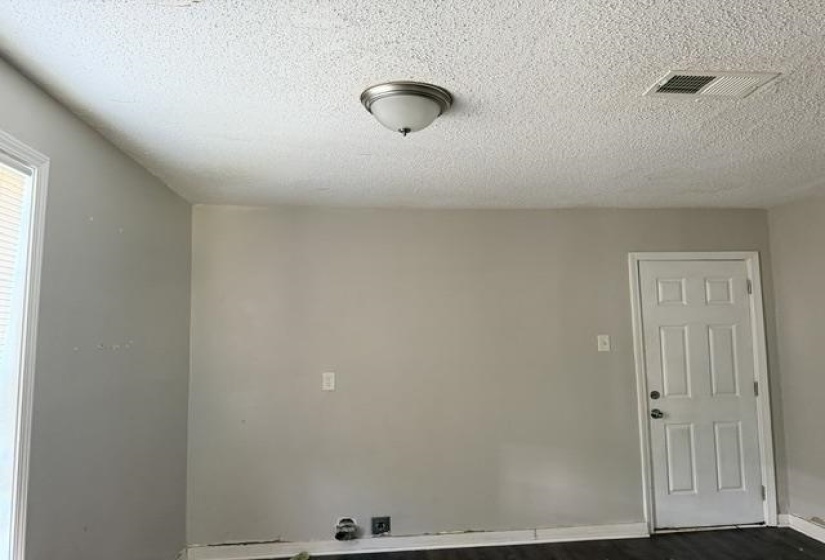 2156 ETHLYN AVE, Memphis, Tennessee 38114, 3 Bedrooms Bedrooms, 6 Rooms Rooms,2 BathroomsBathrooms,Residential,For Sale,ETHLYN,10223840