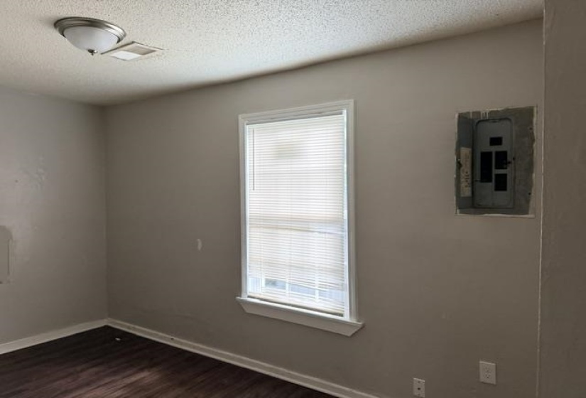 2156 ETHLYN AVE, Memphis, Tennessee 38114, 3 Bedrooms Bedrooms, 6 Rooms Rooms,2 BathroomsBathrooms,Residential,For Sale,ETHLYN,10223840