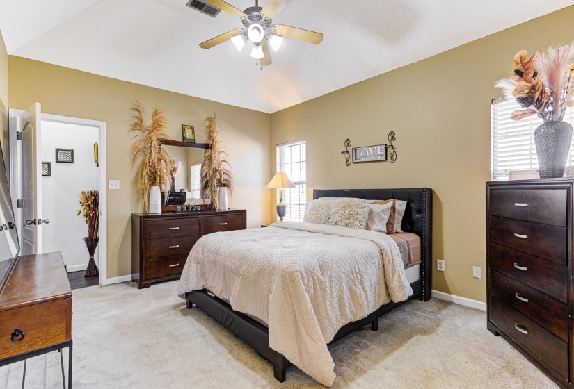 9173 KAREN MILL LN, Memphis, Tennessee 38016, 3 Bedroom Bedrooms, 6 Room Rooms,2 BathroomBathrooms,Residential,For Sale,KAREN MILL,0,10223841