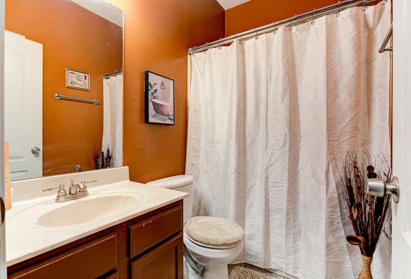 9173 KAREN MILL LN, Memphis, Tennessee 38016, 3 Bedroom Bedrooms, 6 Room Rooms,2 BathroomBathrooms,Residential,For Sale,KAREN MILL,0,10223841