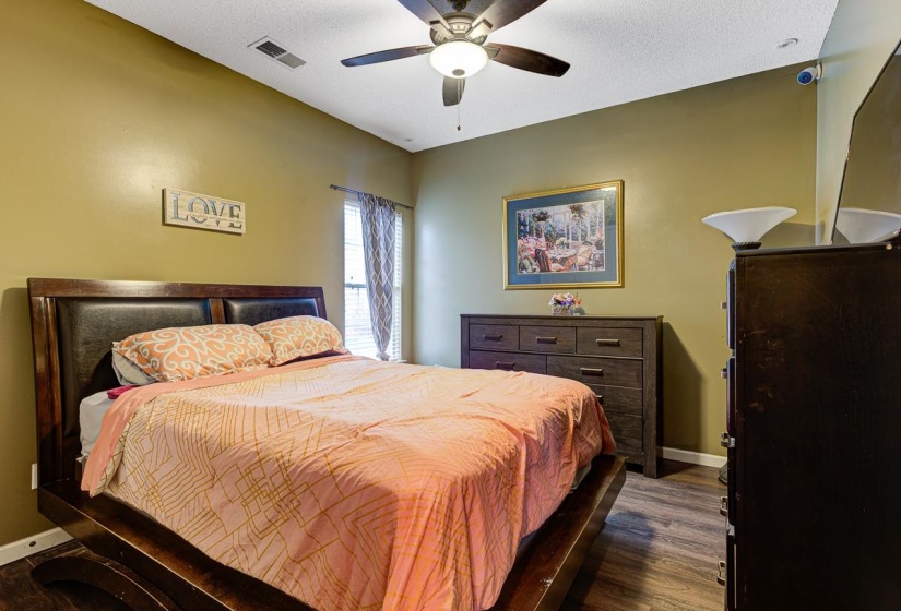 9173 KAREN MILL LN, Memphis, Tennessee 38016, 3 Bedroom Bedrooms, 6 Room Rooms,2 BathroomBathrooms,Residential,For Sale,KAREN MILL,0,10223841