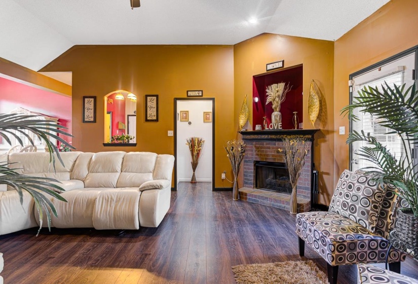 9173 KAREN MILL LN, Memphis, Tennessee 38016, 3 Bedroom Bedrooms, 6 Room Rooms,2 BathroomBathrooms,Residential,For Sale,KAREN MILL,0,10223841