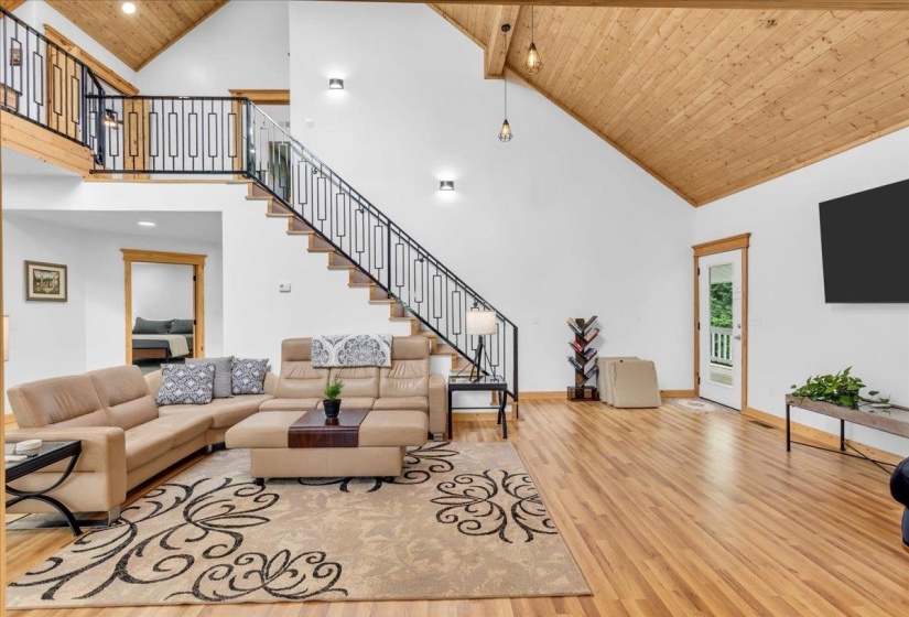 619 BRIDGE VIEW CV, Bath Springs, Tennessee 38311, 4 Bedroom Bedrooms, 12 Room Rooms,3.1 BathroomBathrooms,Residential,For Sale,BRIDGE VIEW,0,10223842