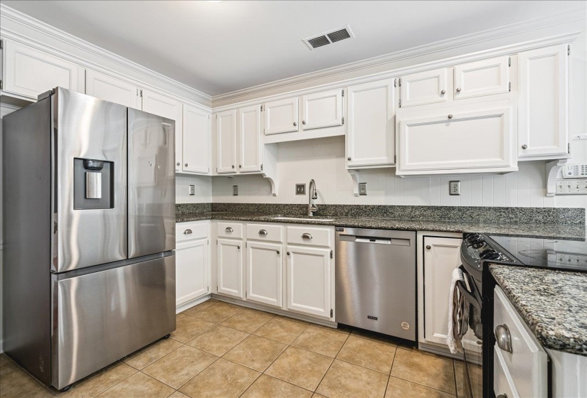 3476 BEAVER RUN DR, Collierville, Tennessee 38017, 4 Bedroom Bedrooms, 7 Room Rooms,2.1 BathroomBathrooms,Residential,For Sale,BEAVER RUN,0,10223852