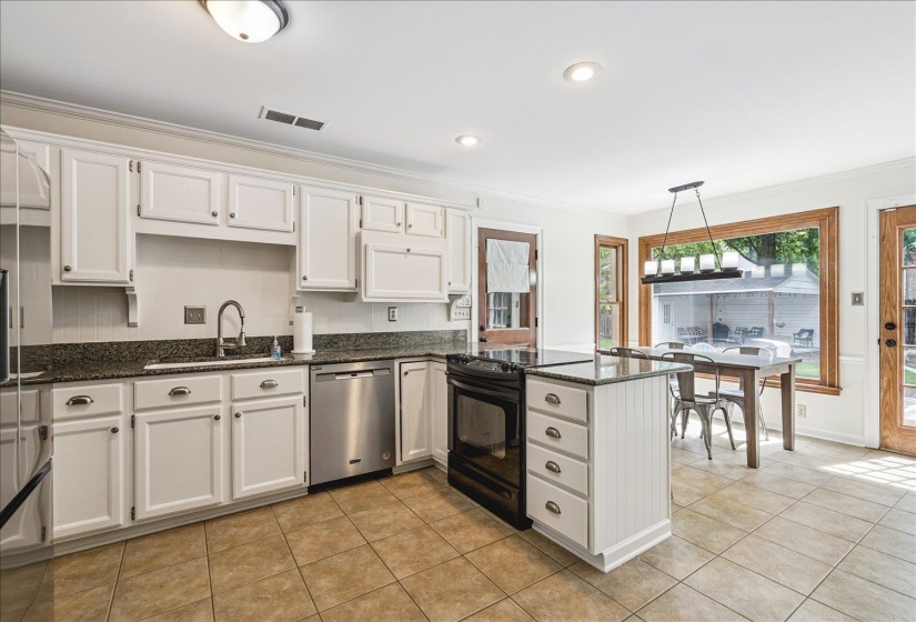 3476 BEAVER RUN DR, Collierville, Tennessee 38017, 4 Bedroom Bedrooms, 7 Room Rooms,2.1 BathroomBathrooms,Residential,For Sale,BEAVER RUN,0,10223852