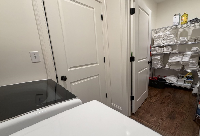 645 ADAMS AVE, Memphis, Tennessee 38105, 4 Bedroom Bedrooms, 7 Room Rooms,3.1 BathroomBathrooms,Residential,For Sale,ADAMS,0,10223857