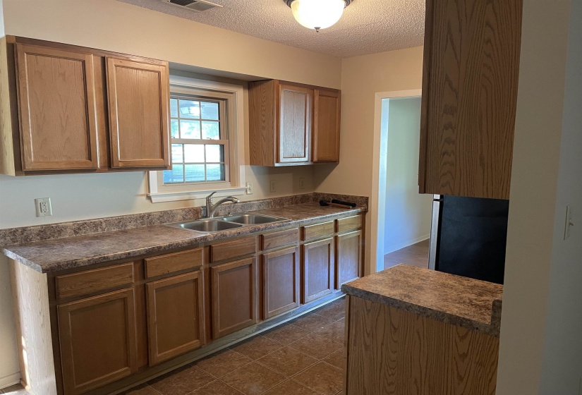 3643 BIG BEND DR, Memphis, Tennessee 38116, 3 Bedroom Bedrooms, 7 Room Rooms,1.1 BathroomBathrooms,Residential,For Sale,BIG BEND,0,10223861