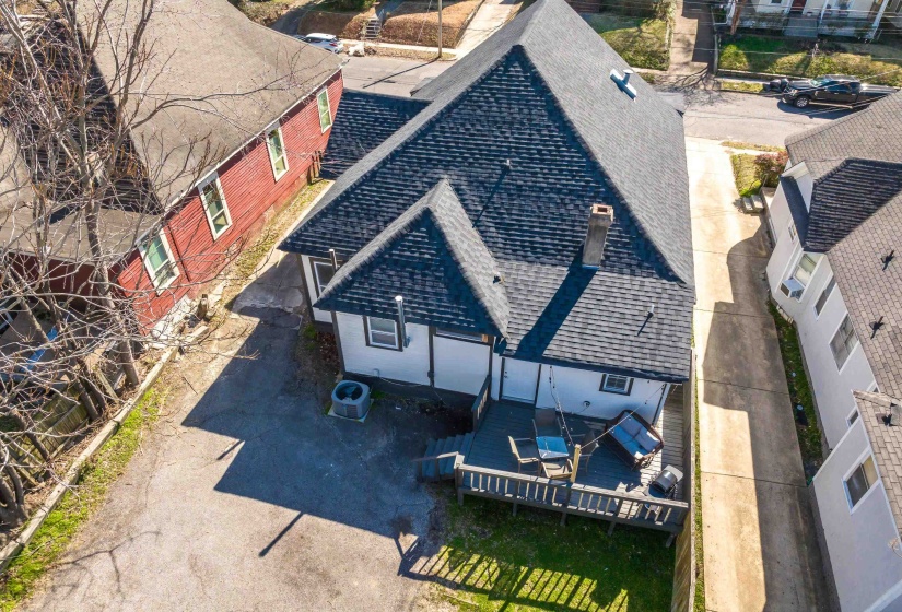 2096 LINDEN AVE, Memphis, Tennessee 38104, 3 Bedroom Bedrooms, 6 Room Rooms,2 BathroomBathrooms,Residential,For Sale,LINDEN,0,10223866