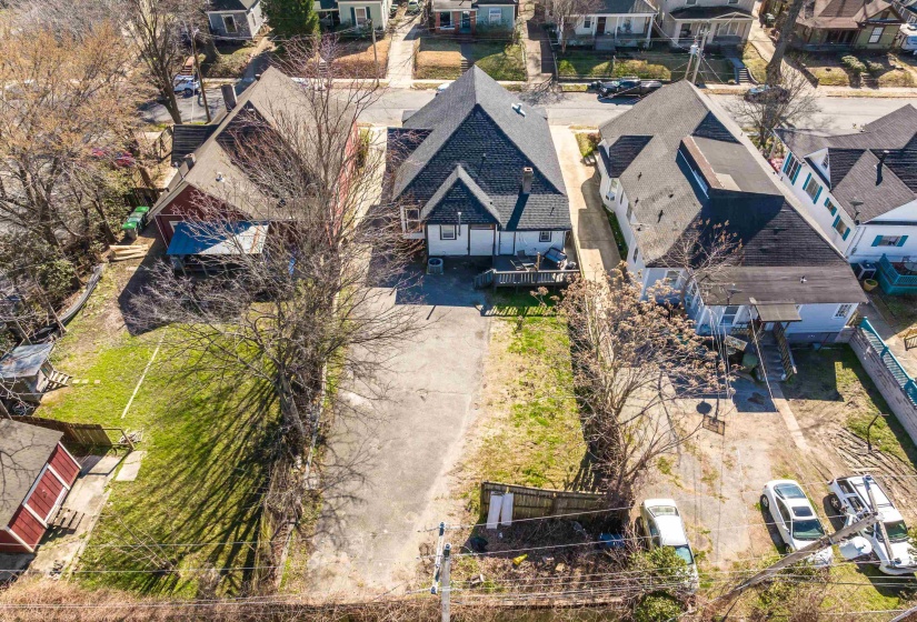 2096 LINDEN AVE, Memphis, Tennessee 38104, 3 Bedroom Bedrooms, 6 Room Rooms,2 BathroomBathrooms,Residential,For Sale,LINDEN,0,10223866
