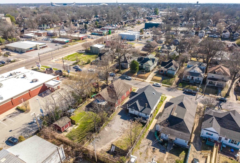 2096 LINDEN AVE, Memphis, Tennessee 38104, 3 Bedroom Bedrooms, 6 Room Rooms,2 BathroomBathrooms,Residential,For Sale,LINDEN,0,10223866