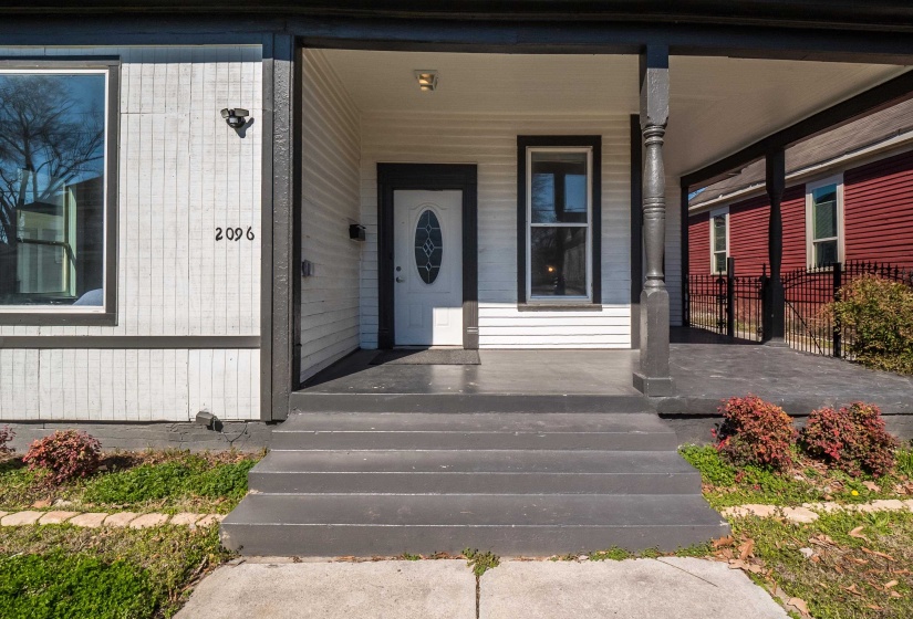 2096 LINDEN AVE, Memphis, Tennessee 38104, 3 Bedroom Bedrooms, 6 Room Rooms,2 BathroomBathrooms,Residential,For Sale,LINDEN,0,10223866
