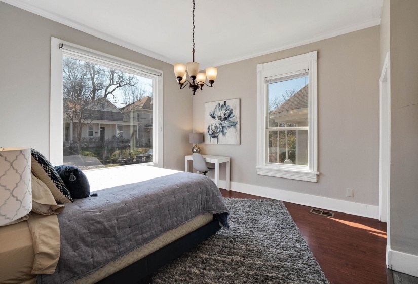 2096 LINDEN AVE, Memphis, Tennessee 38104, 3 Bedroom Bedrooms, 6 Room Rooms,2 BathroomBathrooms,Residential,For Sale,LINDEN,0,10223866