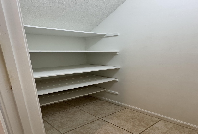 5659 HINTON PL, Memphis, Tennessee 38119, 2 Bedrooms Bedrooms, ,1.1 BathroomsBathrooms,Duplexes,For Sale,HINTON,10223875
