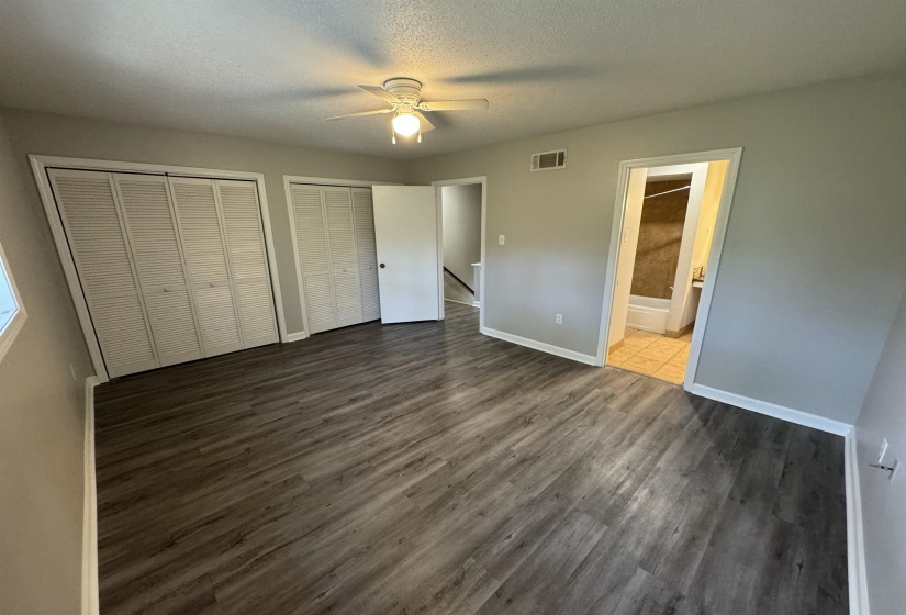 5659 HINTON PL, Memphis, Tennessee 38119, 2 Bedrooms Bedrooms, ,1.1 BathroomsBathrooms,Duplexes,For Sale,HINTON,10223875