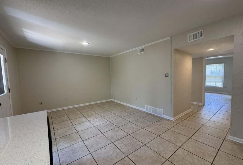 5659 HINTON PL, Memphis, Tennessee 38119, 2 Bedrooms Bedrooms, ,1.1 BathroomsBathrooms,Duplexes,For Sale,HINTON,10223875