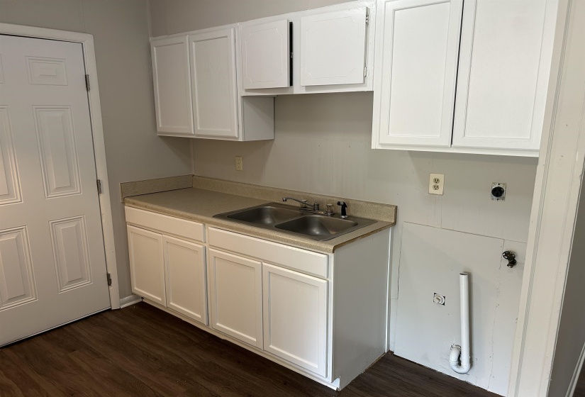 2336 NORMAN AVE, Memphis, Tennessee 38108, 2 Bedroom Bedrooms, 5 Room Rooms,1 BathroomBathrooms,Rental Properties,For Sale,NORMAN,0,10223880