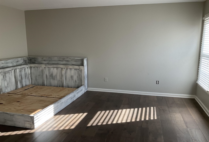 911 HATTON ST, Collierville, Tennessee 38017, 5 Bedrooms Bedrooms, 10 Rooms Rooms,3.1 BathroomsBathrooms,Rental Properties,For Sale,HATTON,10223881