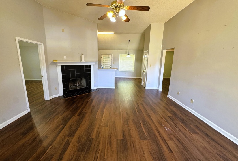 2819 HIDDEN CREEK CV, Memphis, Tennessee 38134, 3 Bedrooms Bedrooms, 5 Rooms Rooms,2 BathroomsBathrooms,Rental Properties,For Sale,HIDDEN CREEK,10223897