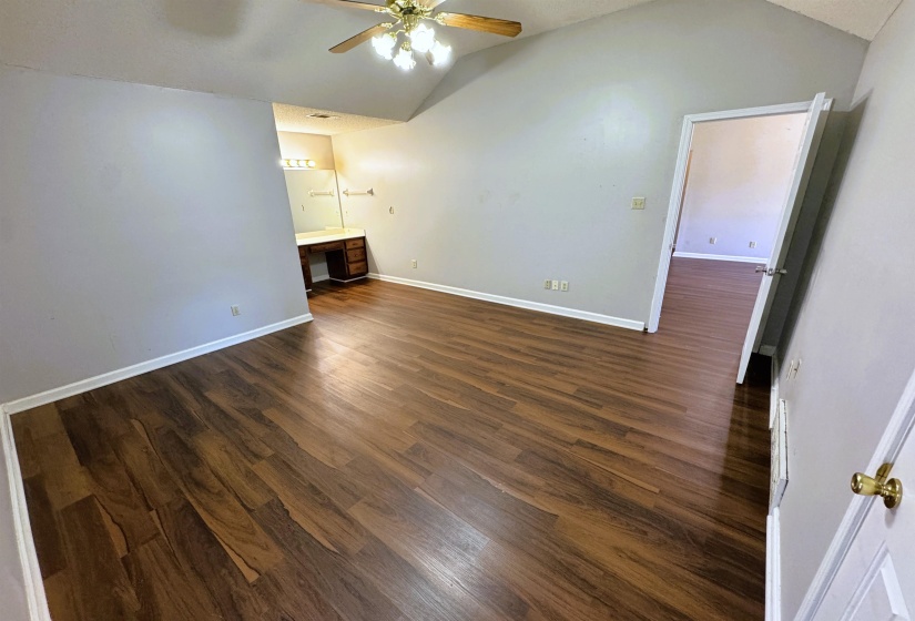2819 HIDDEN CREEK CV, Memphis, Tennessee 38134, 3 Bedrooms Bedrooms, 5 Rooms Rooms,2 BathroomsBathrooms,Rental Properties,For Sale,HIDDEN CREEK,10223897