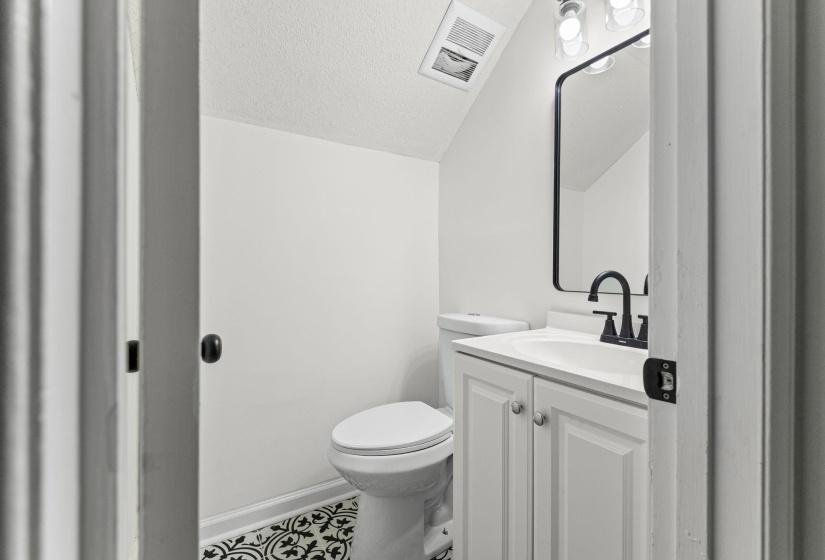 508 PEABODY SQ, Memphis, Tennessee 38104, 2 Bedroom Bedrooms, 5 Room Rooms,1.2 BathroomBathrooms,Residential,For Sale,PEABODY,0,10223872