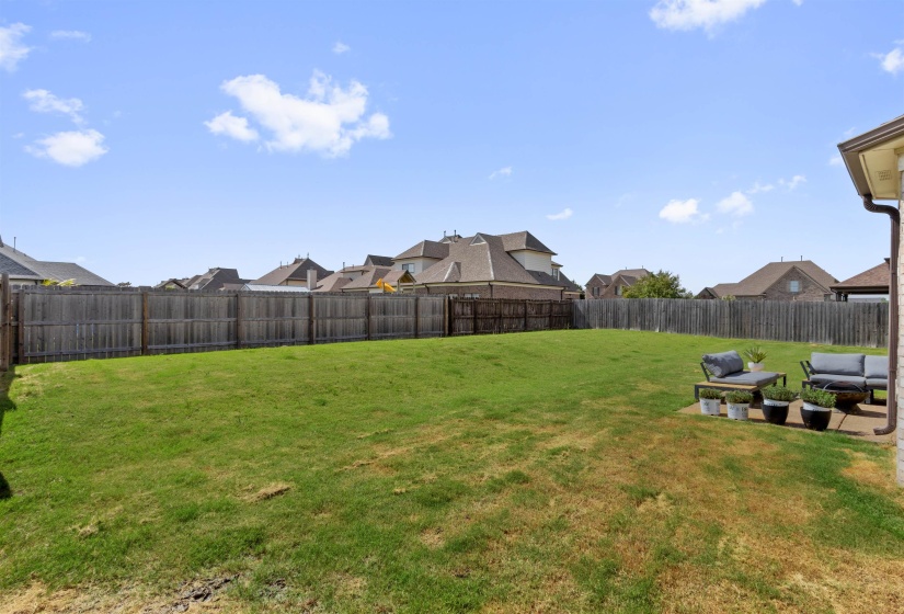 380 RIDGEFIELD DR, Oakland, Tennessee 38060, 4 Bedroom Bedrooms, 7 Room Rooms,2 BathroomBathrooms,Residential,For Sale,RIDGEFIELD,0,10223874