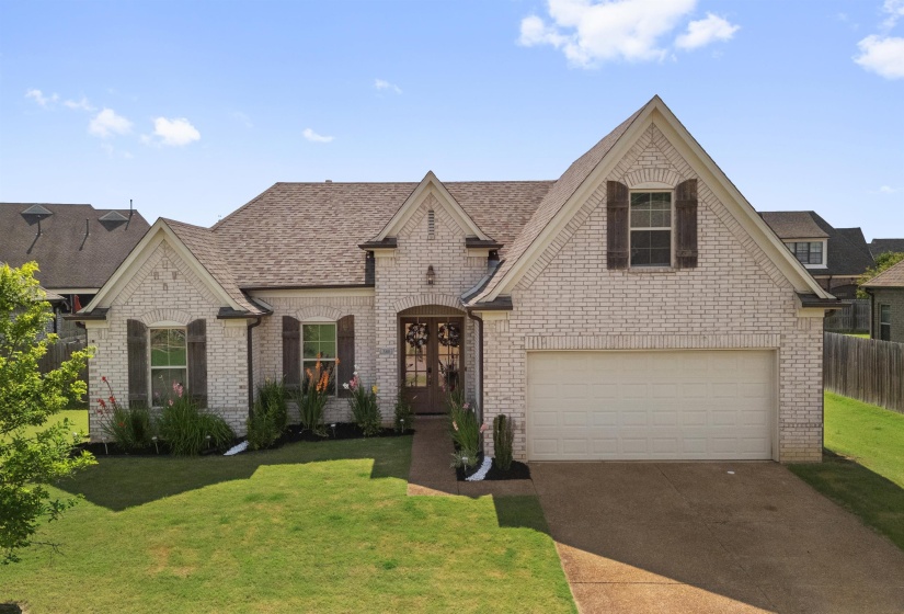 380 RIDGEFIELD DR, Oakland, Tennessee 38060, 4 Bedroom Bedrooms, 7 Room Rooms,2 BathroomBathrooms,Residential,For Sale,RIDGEFIELD,0,10223874