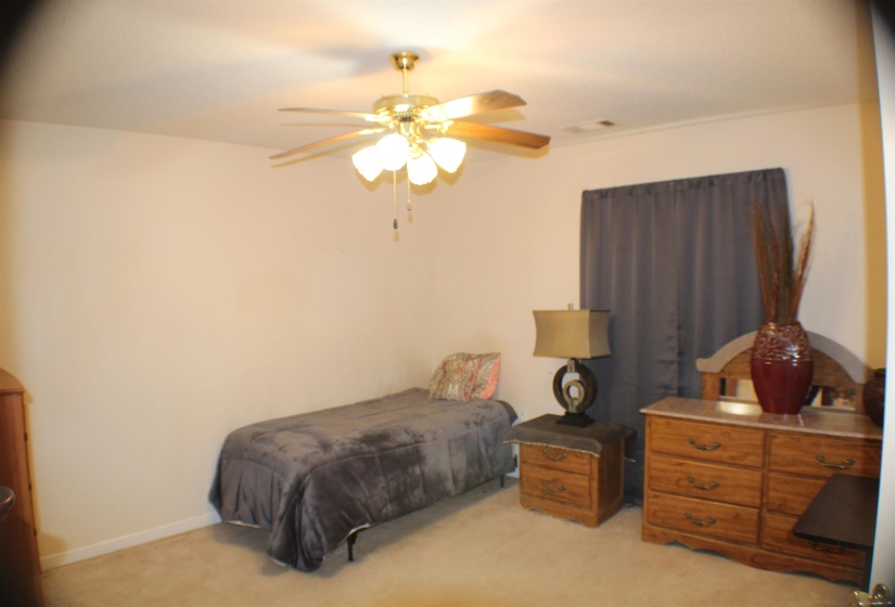 137 BEVERLY DR, Atoka, Tennessee 38004, 3 Bedroom Bedrooms, 6 Room Rooms,3 BathroomBathrooms,Residential,For Sale,BEVERLY,0,10223876