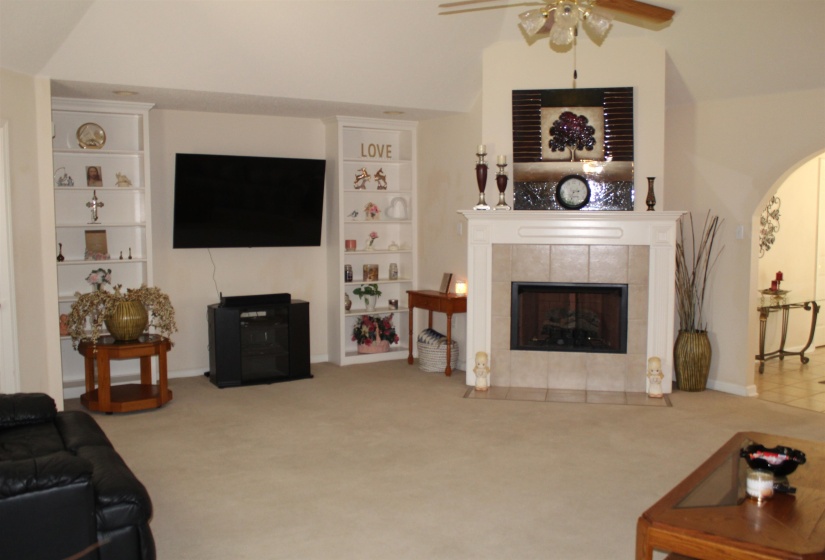 137 BEVERLY DR, Atoka, Tennessee 38004, 3 Bedroom Bedrooms, 6 Room Rooms,3 BathroomBathrooms,Residential,For Sale,BEVERLY,0,10223876