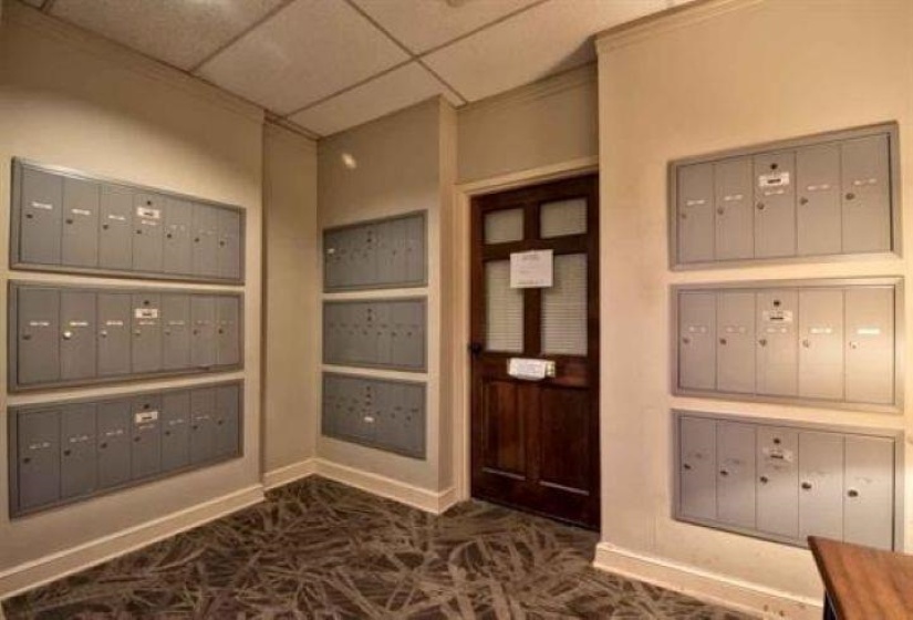 2277 UNION AVE, Memphis, Tennessee 38104, 2 Bedrooms Bedrooms, 4 Rooms Rooms,2 BathroomsBathrooms,Residential,For Sale,UNION,10223884