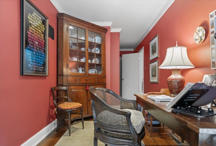 410 HOLMES CIR, Memphis, Tennessee 38111, 2 Bedroom Bedrooms, 6 Room Rooms,2 BathroomBathrooms,Residential,For Sale,HOLMES,0,10223888