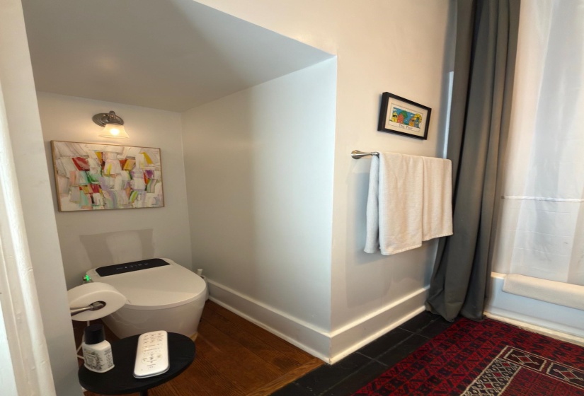 2209 OLIVER AVE, Memphis, Tennessee 38104, 2 Bedrooms Bedrooms, 5 Rooms Rooms,1 BathroomBathrooms,Residential,For Sale,OLIVER,10223891