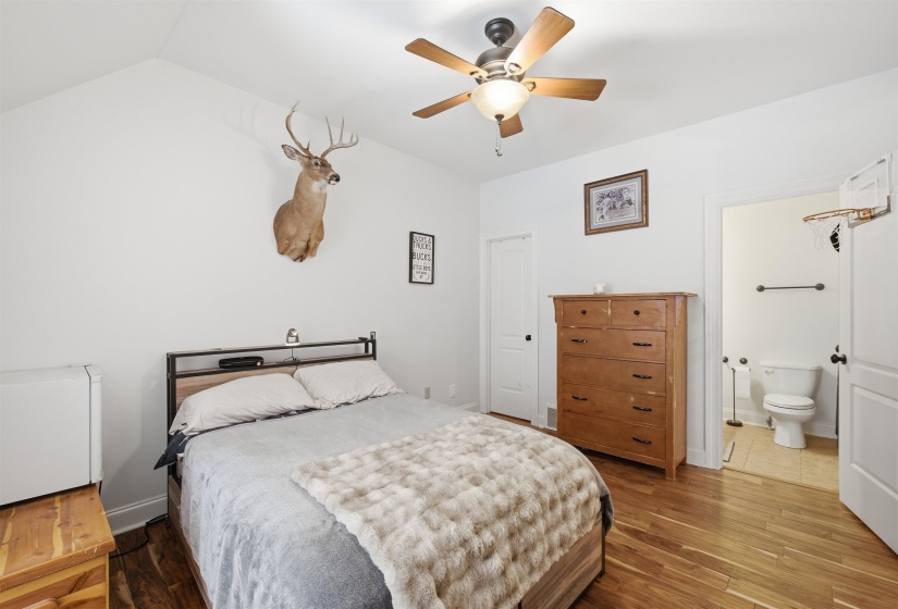 3295 REHOBOTH RD, Somerville, Tennessee 38068, 5 Bedrooms Bedrooms, 12 Rooms Rooms,4 BathroomsBathrooms,Residential,For Sale,REHOBOTH,10223894