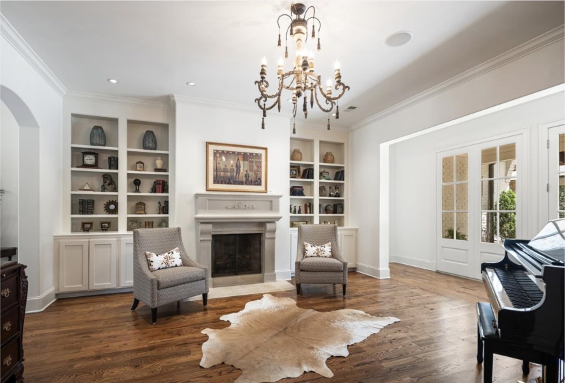 1271 S DUBRAY PL, Collierville, Tennessee 38017, 4 Bedrooms Bedrooms, 10 Rooms Rooms,4.1 BathroomsBathrooms,Residential,For Sale,S DUBRAY,10223898