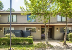 1817 CROSSFLOWER CV, Germantown, Tennessee 38138, 2 Bedrooms Bedrooms, 5 Rooms Rooms,2.1 BathroomsBathrooms,Residential,For Sale,CROSSFLOWER,10223917 1817 CROSSFLOWER CV, Germantown, Tennessee 38138, 2 Bedrooms Bedrooms, 5 Rooms Rooms,2.1 BathroomsBathrooms,Residential,For Sale,CROSSFLOWER,10223917