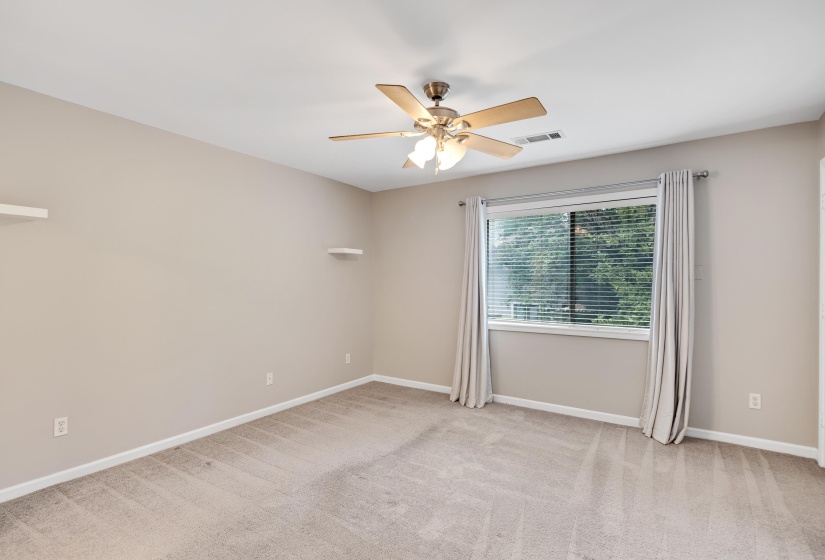 1817 CROSSFLOWER CV, Germantown, Tennessee 38138, 2 Bedrooms Bedrooms, 5 Rooms Rooms,2.1 BathroomsBathrooms,Residential,For Sale,CROSSFLOWER,10223917